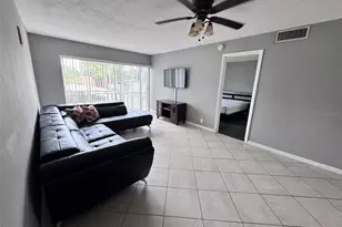 2763 Woodgate Ln, Sarasota, FL 34231 - Photo 16