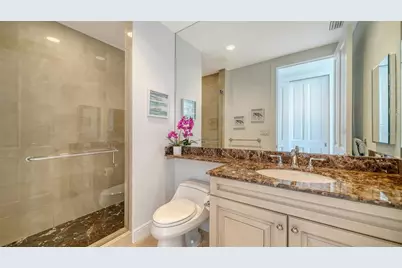 1300 Benjamin Franklin Drive #301, Sarasota, FL 34236 - Photo 32