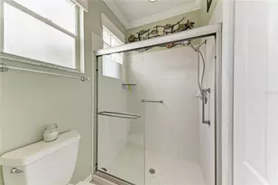 3883 Alamanda Dr, Sarasota, FL 34238 - Photo 16