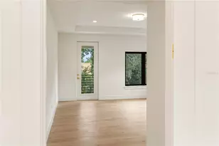 3800 Flores Ave, Sarasota, FL 34239 - Photo 16