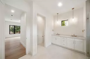 3800 Flores Ave, Sarasota, FL 34239 - Photo 34