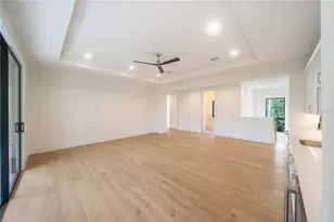 3800 Flores Ave, Sarasota, FL 34239 - Photo 60