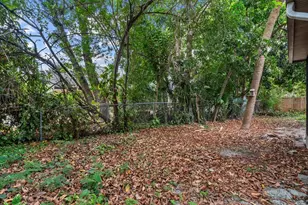 2127 Worrington St, Sarasota, FL 34231 - Photo 22