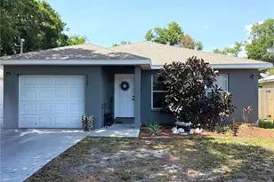 1727 31st Ave E, Bradenton, FL 34208 - Photo 1