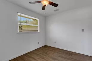 8010 Brower Dr, Bradenton, FL 34211 - Photo 22