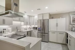 2301 Gulf of Mexico Dr, Longboat Key, FL 34228 - Photo 6