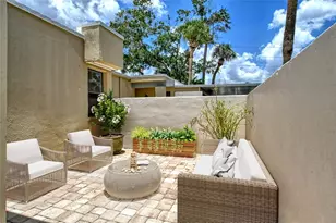 2517 Glebe Farm Close, Sarasota, FL 34235 - Photo 4