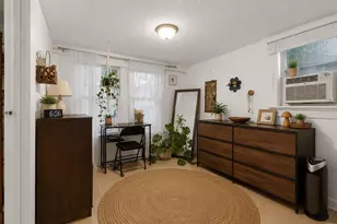 1059 5th St N, Saint Petersburg, FL 33701 - Photo 6
