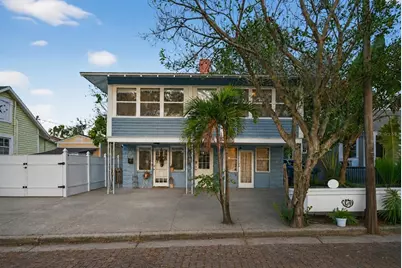 1059 5th Street N, Saint Petersburg, FL 33701 - Photo 1