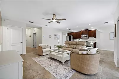 8137 Miramar Way, Lakewood Ranch, FL 34202 - Photo 6