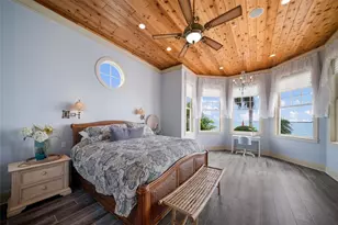 522 Bayview Dr, Holmes Beach, FL 34217 - Photo 26