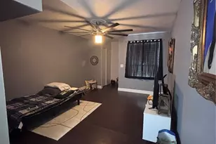 4515 La Capri Ct, Tampa, FL 33611 - Photo 8