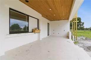 639 Oakford Rd, Sarasota, FL 34240 - Photo 16