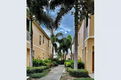 3762 Parkridge Circle #23-106, Sarasota, FL 34243 - Photo 2
