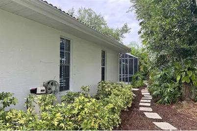 4824 Hanging Moss Lane, Sarasota, FL 34238 - Photo 32