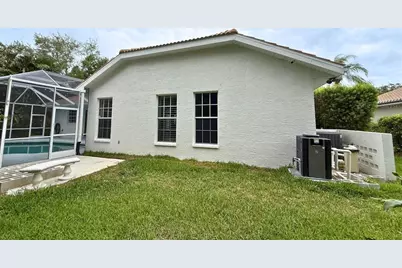 4824 Hanging Moss Lane, Sarasota, FL 34238 - Photo 38