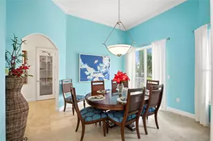 7524 Westmoreland Dr, Sarasota, FL 34243 - Photo 12