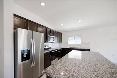 3540 74th Avenue Circle E, Sarasota, FL 34243 - Photo 12