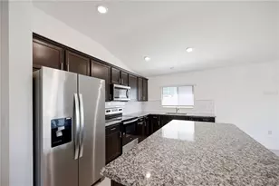 3540 74th Ave Cir E, Sarasota, FL 34243 - Photo 12