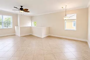 7919 Limestone Ln, Sarasota, FL 34233 - Photo 4