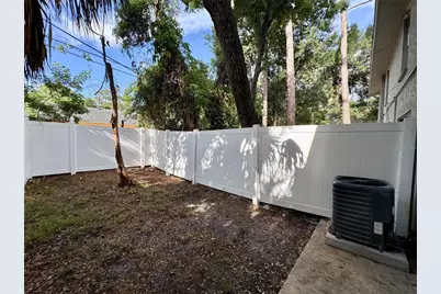 312 57th Avenue Drive E #B, Bradenton, FL 34203 - Photo 8
