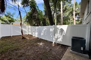 312 57th Ave Dr E, Bradenton, FL 34203 - Photo 8