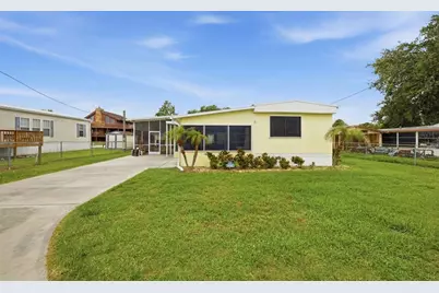 1056 Blue Heron Lane, Moore Haven, FL 33471 - Photo 1