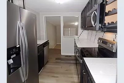 4610 Sloan Avenue, Sarasota, FL 34233 - Photo 8