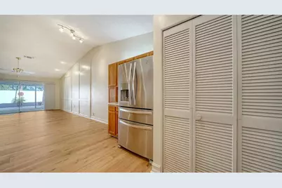 [Address not provided], Sarasota, FL 34233 - Photo 18