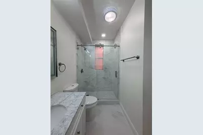1221 N Palm Avenue #204, Sarasota, FL 34236 - Photo 16