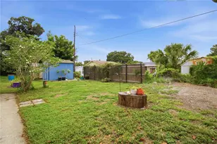 330 Crosby Ct, Sarasota, FL 34237 - Photo 28