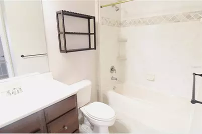 3474 Parkridge Circle #32-203, Sarasota, FL 34243 - Photo 12