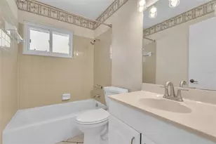 355 McArthur Ave, Sarasota, FL 34243 - Photo 24