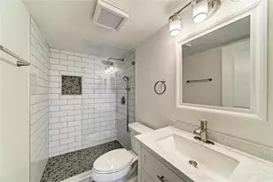 2224 Bahia Vista St, Sarasota, FL 34239 - Photo 20