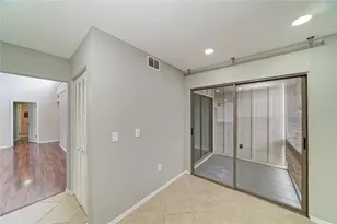 2224 Bahia Vista St, Sarasota, FL 34239 - Photo 16