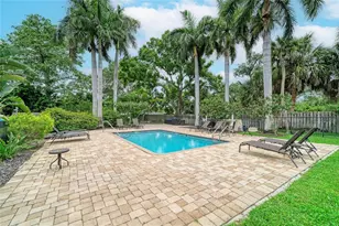 2224 Bahia Vista St, Sarasota, FL 34239 - Photo 28