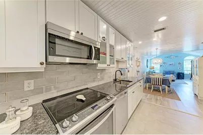 4512 Citation Lane #D, Sarasota, FL 34233 - Photo 10