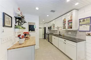 4512 Citation Ln, Sarasota, FL 34233 - Photo 12