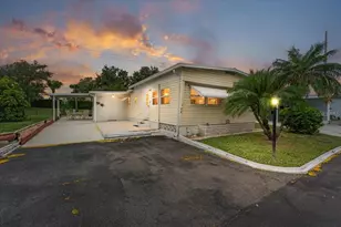 5316 53rd Ave E, Bradenton, FL 34203 - Photo 2