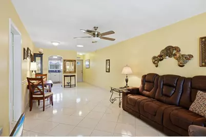 2809 Swifton Drive #4, Sarasota, FL 34231 - Photo 6