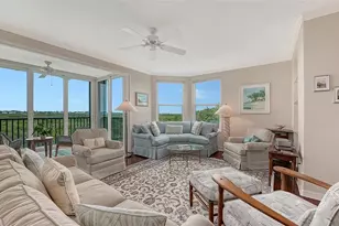 5420 Eagles Point Cir, Sarasota, FL 34231 - Photo 6