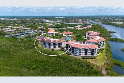 5420 Eagles Point Circle #206, Sarasota, FL 34231 - Photo 2
