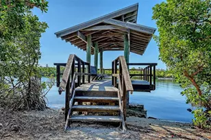 5420 Eagles Point Cir, Sarasota, FL 34231 - Photo 24