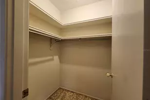 848 Ponderosa Pine Ln, Sarasota, FL 34243 - Photo 12