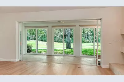 4004 Penshurst Park, Sarasota, FL 34235 - Photo 4
