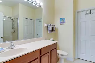4316 Via Piedra Cir, Sarasota, FL 34233 - Photo 46