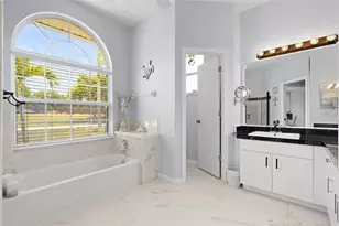 9001 69th Ave E, Palmetto, FL 34221 - Photo 12
