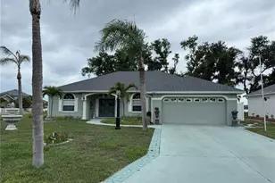9001 69th Ave E, Palmetto, FL 34221 - Photo 1