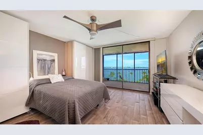 707 S Gulfstream Avenue #705, Sarasota, FL 34236 - Photo 10