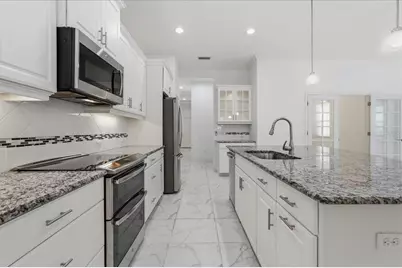 3613 Woodcliff Lake Terrace, Sarasota, FL 34243 - Photo 16